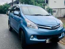 Toyota Avanza 2012 SUV