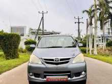 Toyota Avanza 2009 Van