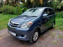 Toyota Avanza 2011 SUV