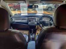 https://riyasewana.com/uploads/toyota-axio-10125634653.jpg