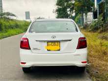 https://riyasewana.com/uploads/toyota-axio-14111134935.jpg