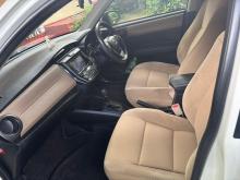 https://riyasewana.com/uploads/toyota-axio-156103417706.jpg