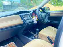 https://riyasewana.com/uploads/toyota-axio-161-30213917655.jpg