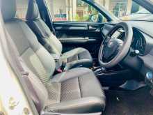 https://riyasewana.com/uploads/toyota-axio-16154809984.jpg