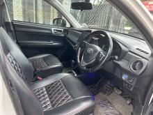 https://riyasewana.com/uploads/toyota-axio-165-315081617025.jpg