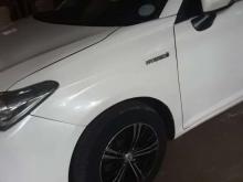 https://riyasewana.com/uploads/toyota-axio-181102376945.jpg