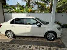 https://riyasewana.com/uploads/toyota-axio-2014-98325612333.jpg