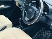 https://riyasewana.com/uploads/toyota-axio-2015-2015-1511405312934.jpg