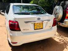 https://riyasewana.com/uploads/toyota-axio-2015-413395912772.jpg