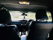 https://riyasewana.com/uploads/toyota-axio-2018-2018-422330312143.jpg