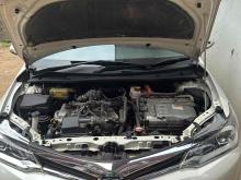 https://riyasewana.com/uploads/toyota-axio-2716360024362.jpg
