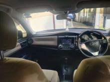 https://riyasewana.com/uploads/toyota-axio-4758586025.jpg