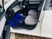 https://riyasewana.com/uploads/toyota-axio-4858526806.jpg