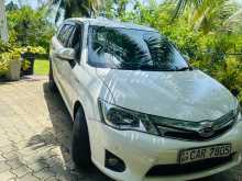 Toyota Axio Fielder 2014 Car