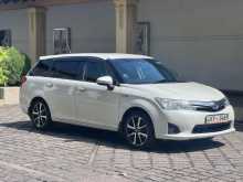 Toyota Axio Fielder 2013 Car