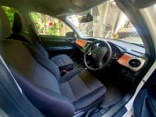 https://riyasewana.com/uploads/toyota-axio-fielder-28915596274.jpg