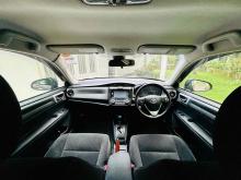 https://riyasewana.com/uploads/toyota-axio-g-1111144924512.jpg