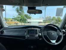 https://riyasewana.com/uploads/toyota-axio-g-12120318694.jpg