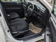 https://riyasewana.com/uploads/toyota-axio-g-1393127775.jpg