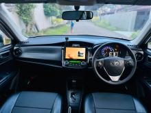 https://riyasewana.com/uploads/toyota-axio-g-1818570817115.jpg