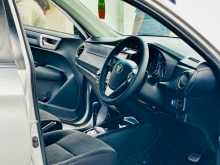 https://riyasewana.com/uploads/toyota-axio-g-2014-812113312894.jpg