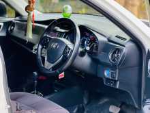 https://riyasewana.com/uploads/toyota-axio-g-2016-1421275712174.jpg