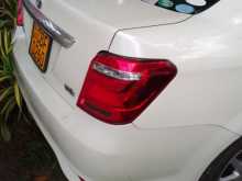 https://riyasewana.com/uploads/toyota-axio-g-2017-2811585012764.jpg