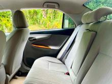 https://riyasewana.com/uploads/toyota-axio-g-206402324122.jpg