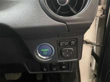 https://riyasewana.com/uploads/toyota-axio-g-21107046414.jpg