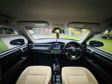 https://riyasewana.com/uploads/toyota-axio-g-2710442324173.jpg