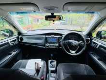 https://riyasewana.com/uploads/toyota-axio-g-383817465.jpg
