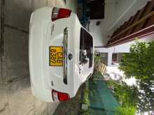 https://riyasewana.com/uploads/toyota-axio-g-grade-2013-118525712272.jpg