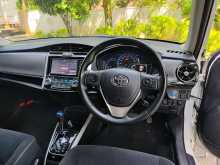 https://riyasewana.com/uploads/toyota-axio-hybrid-161201134153.jpg