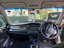 https://riyasewana.com/uploads/toyota-axio-hybrid-2014-258575412434.jpg