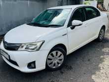 Toyota AXIO Hybrid 2014 Car