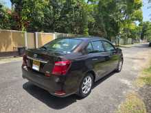 https://riyasewana.com/uploads/toyota-axio-hybrid-2015-189260212373.jpg