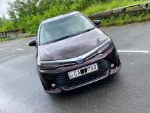 Toyota Axio Hybrid 2015 Car