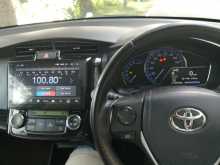https://riyasewana.com/uploads/toyota-axio-hybrid-2015-320570712843.jpg