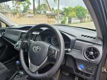 https://riyasewana.com/uploads/toyota-axio-hybrid-2016-1511281412824.jpg