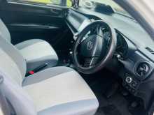 https://riyasewana.com/uploads/toyota-axio-hybrid-2016-423033312434.jpg