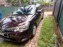 Toyota Axio Hybrid G Grade 2014 Car