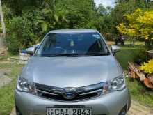 Toyota Axio Hybrid 2013 Car