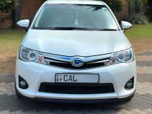 Toyota Axio Hybrid G Grade 2015 Car