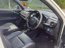 https://riyasewana.com/uploads/toyota-axio-wxb-181032236035.jpg