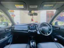 https://riyasewana.com/uploads/toyota-axio-wxb-2017-117545112254.jpg