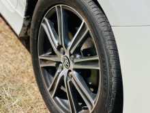 https://riyasewana.com/uploads/toyota-axio-wxb-2017-1215270812673.jpg
