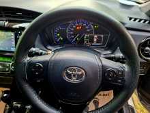 https://riyasewana.com/uploads/toyota-axio-wxb-2017-208085312824.jpg