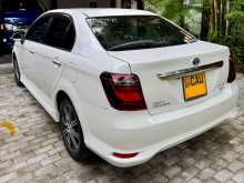 https://riyasewana.com/uploads/toyota-axio-wxb-2017-211583912412.jpg