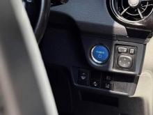 https://riyasewana.com/uploads/toyota-axio-wxb-322520917055.jpg