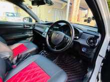 https://riyasewana.com/uploads/toyota-axio-wxb-88135622052.jpg